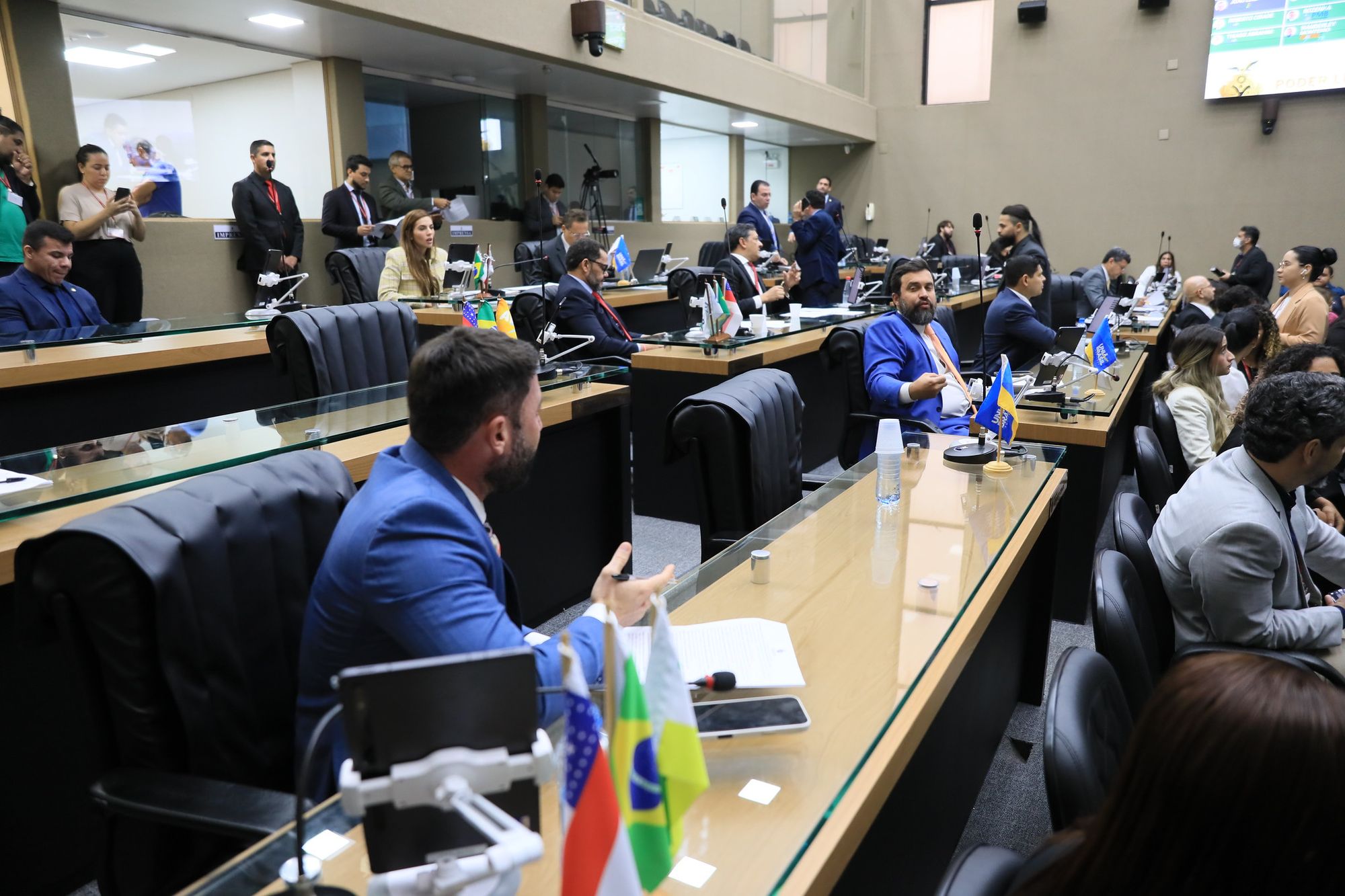 Deputados derrubam veto a PL que prevê fornecimento de medicamentos à base de Cannabis no AM