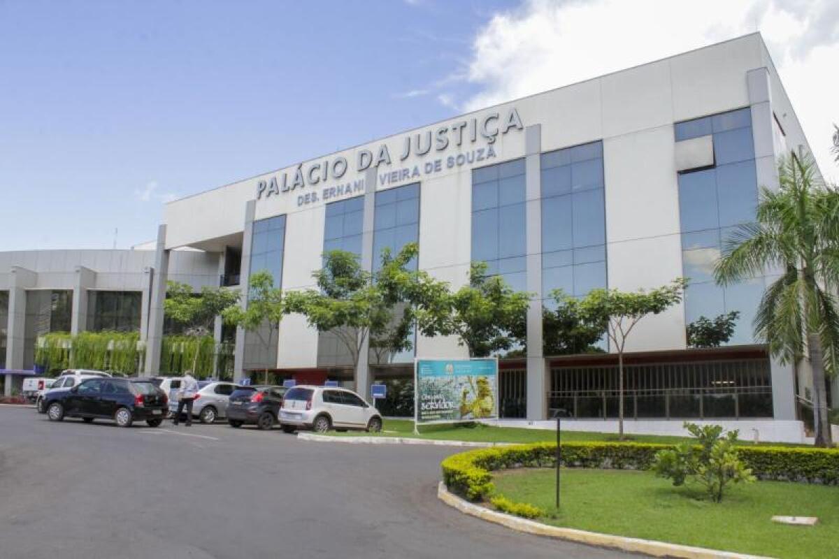 Folha do Estado | Justiça manda plano de saúde fornecer remédio à base de canabidiol para criança autista
