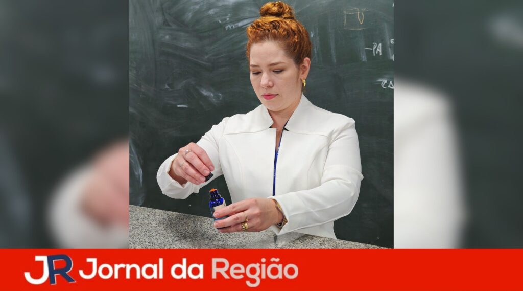 Aluna da FMJ estuda uso de canabidiol e THC para Alzheimer