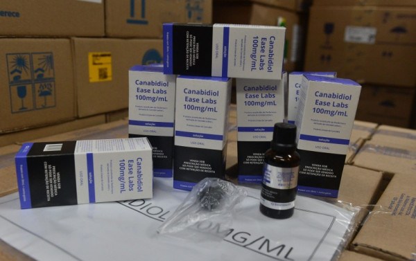 Coluna Magnavita | Controle no canabidiol