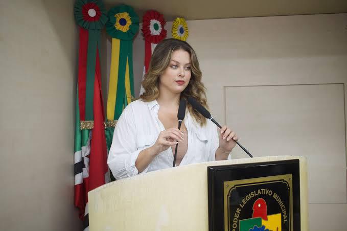 Com 12 votos favoráveis, Câmara aprova projeto para distribuição de Canabidiol em Criciúma – SulNotícias