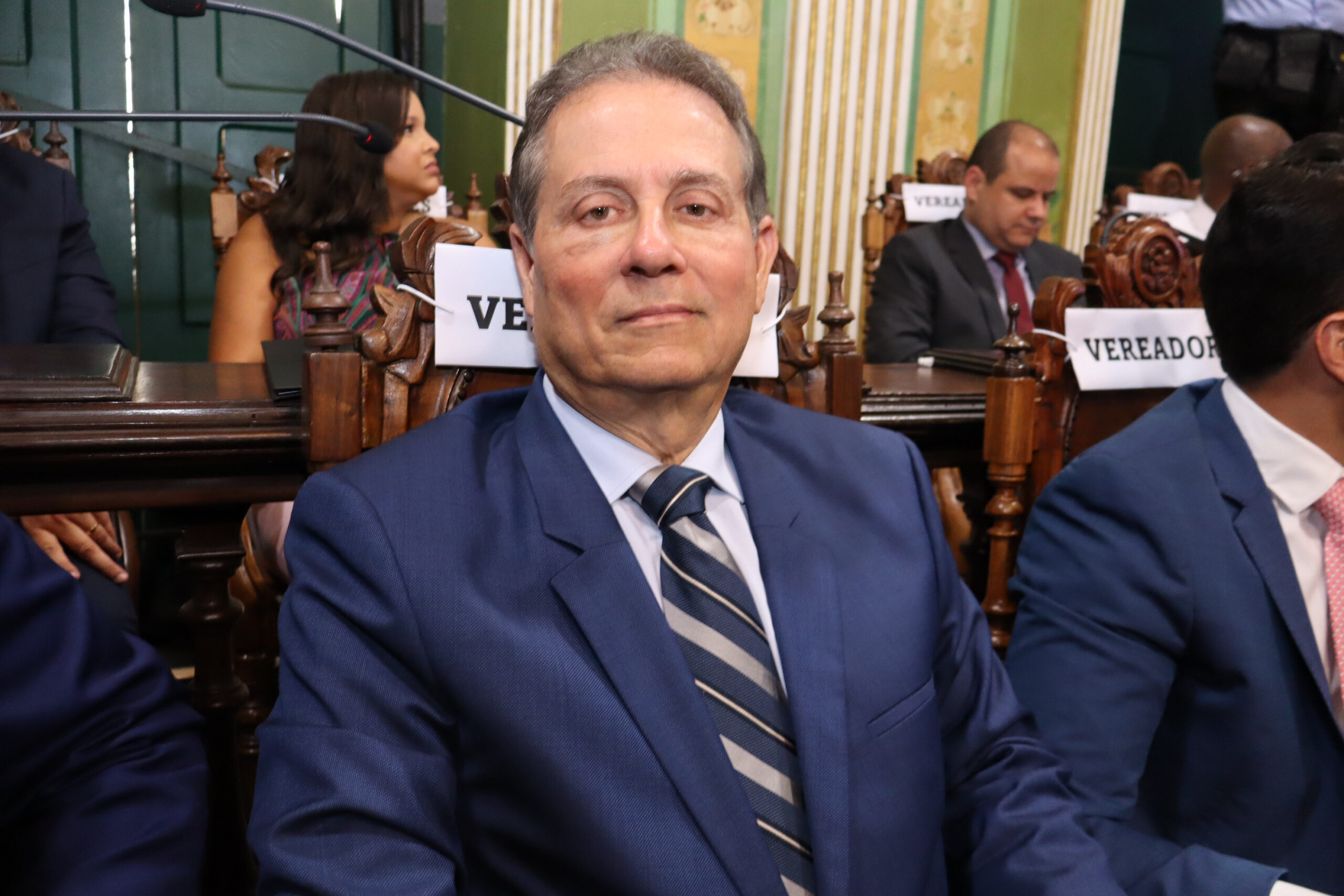 “É uma situação gravíssima”, diz Maurício Trindade sobre queda de sessão que discutiria direitos de crianças com microcefalia Classe Politica • Política com Interatividade
