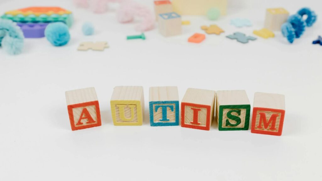 Tratamento do autismo: como a cannabis medicinal pode fazer a diferença?
