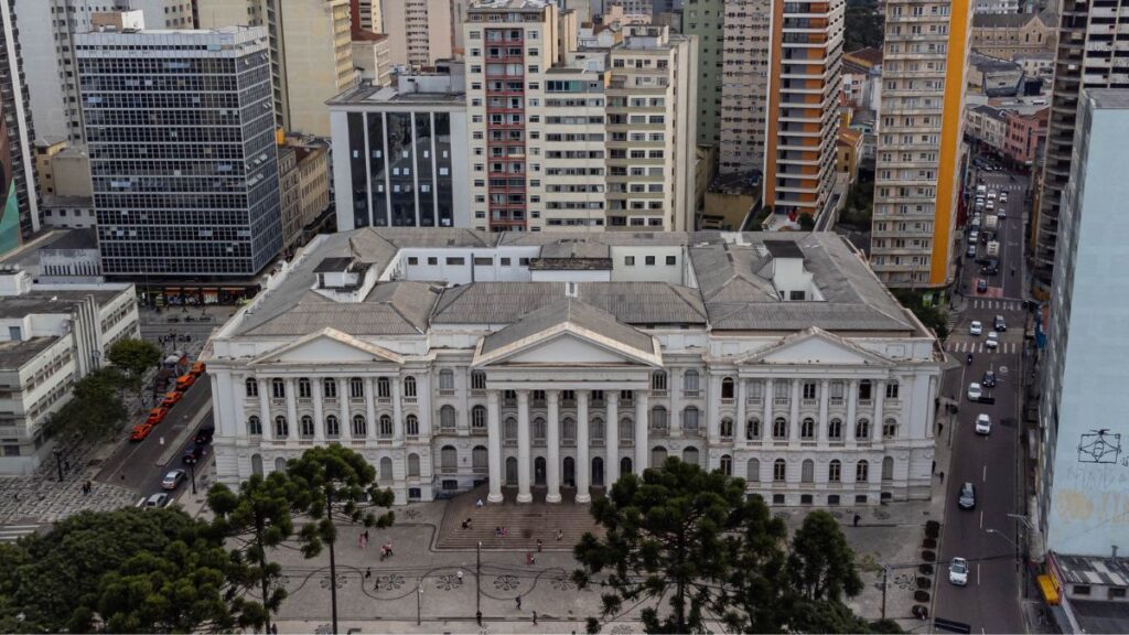 Estudo da UFPR testa canabidiol na dor bucal e busca voluntários