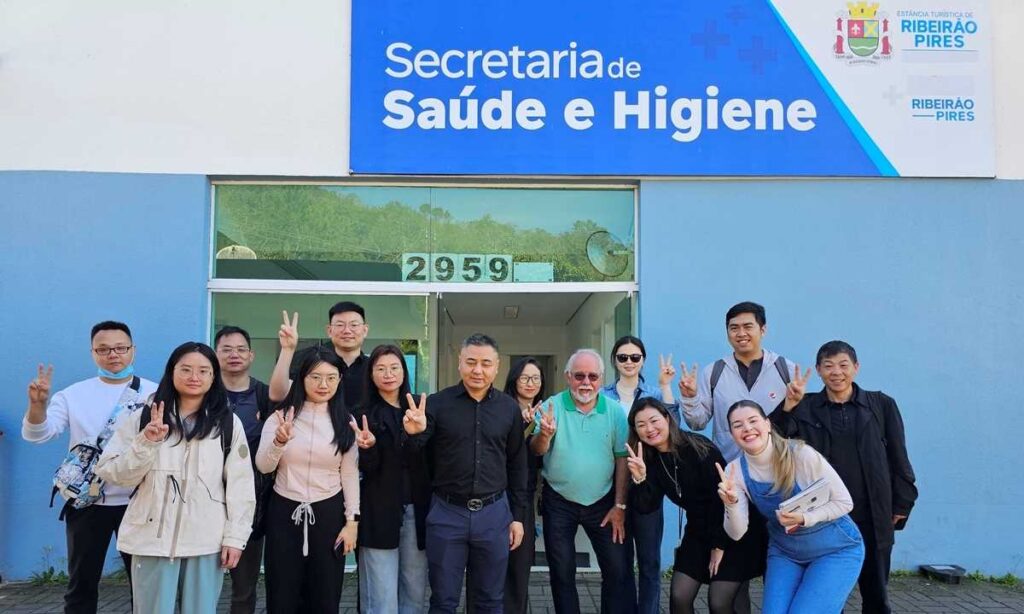 Ribeirão Pires apresenta avanços na saúde a comitiva chinesa - 21/05/2025