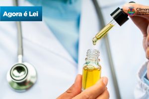 Notícias - Agora é Lei - Lei nº 15.110/25 autoriza distribuição de medicamentos à base de canabidiol