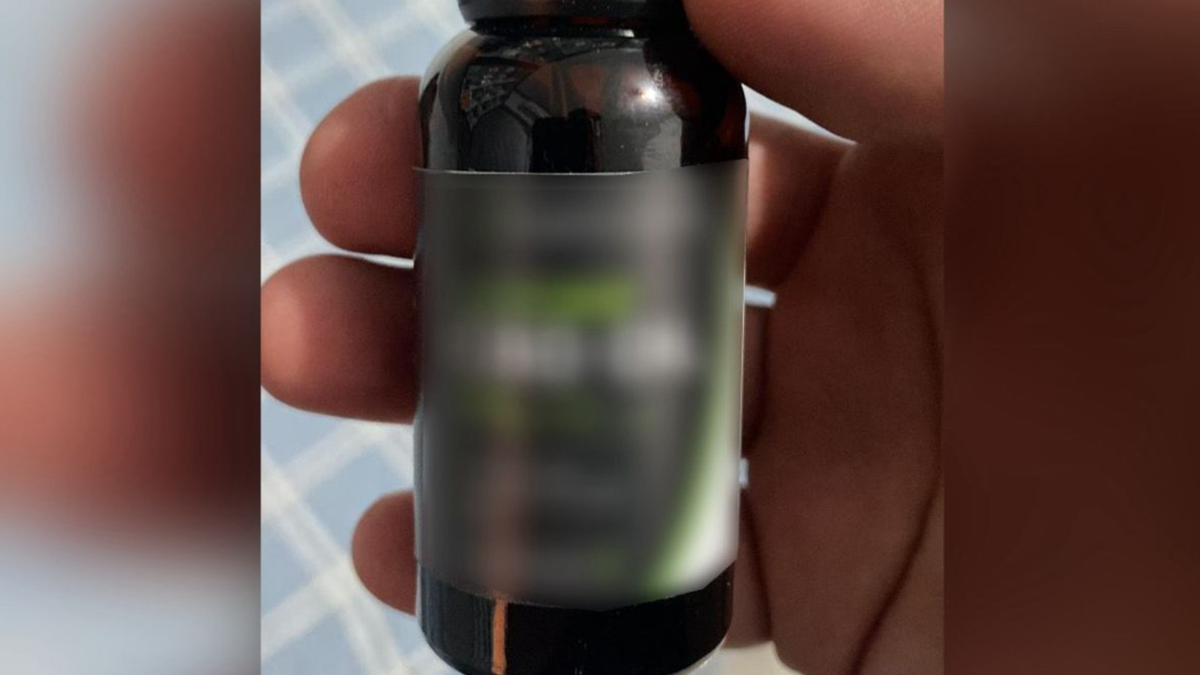 Polícia fecha fábrica clandestina de medicamentos com canabidiol em Goiânia