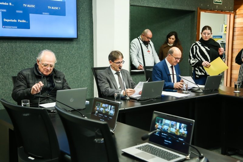Assembleia Legislativa debate cannabis medicinal e aprova ações em saúde