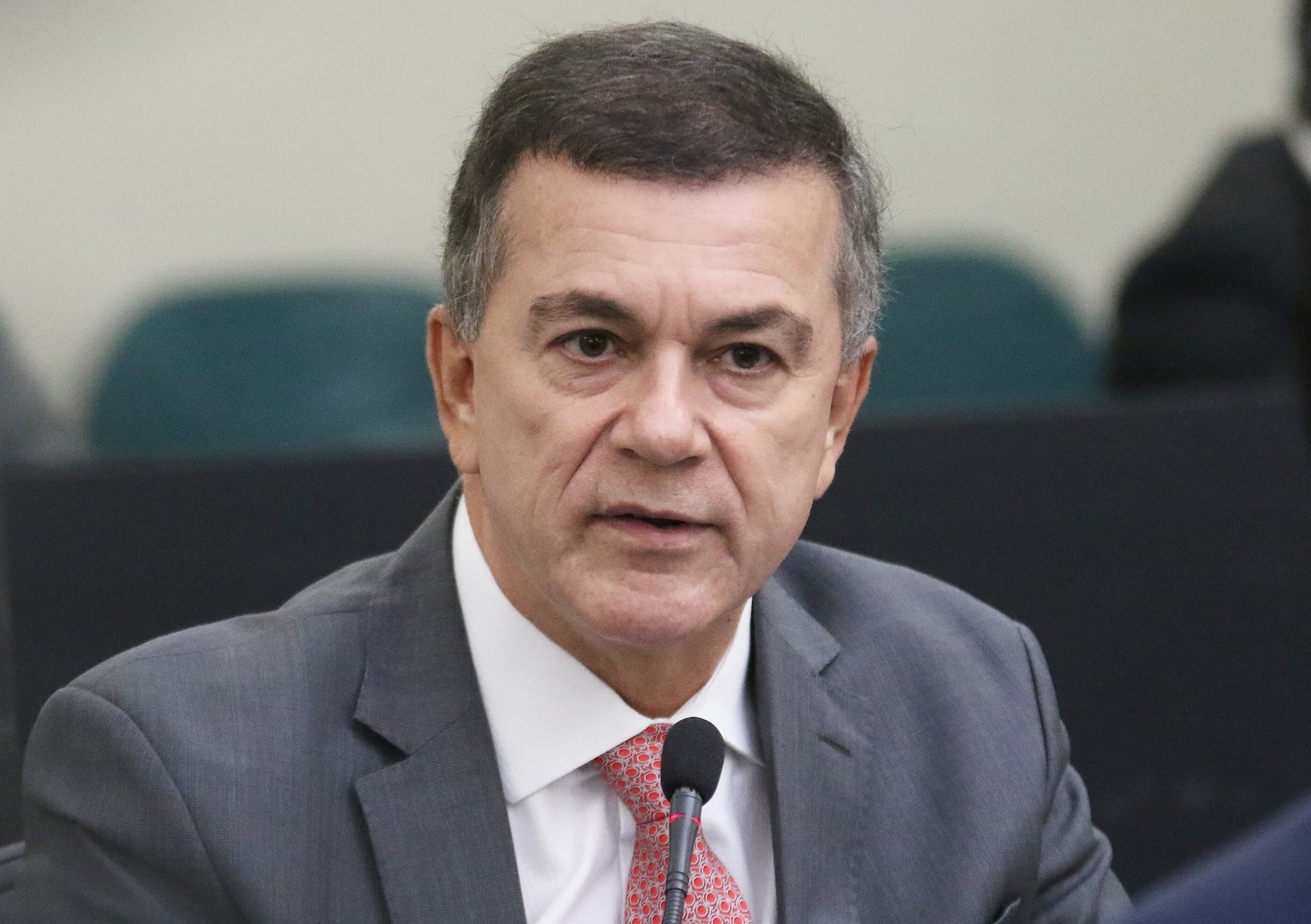 Governo de Alagoas regulamenta lei que garante canabidiol gratuito pelo SUS para pacientes com epilepsias graves