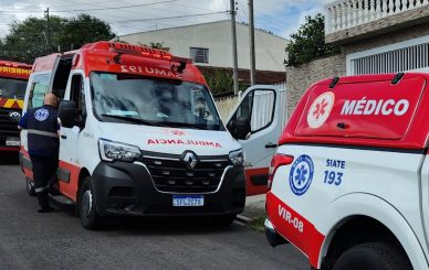 Jovem que carregava 26 iPhones no corpo morre durante viagem