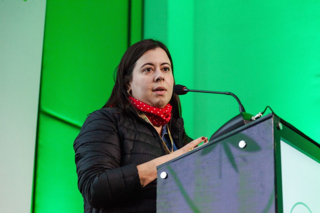 Sâmia Bomfim defende ampla legalização da cannabis e cobra Cogresso Nacional sobre andamento do PL 399